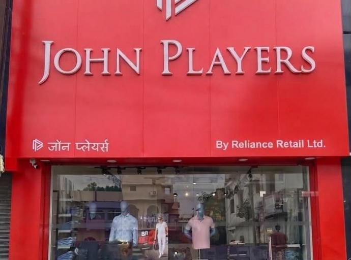 John Players accelerates semi-urban penetration with two new stores in emerging markets
